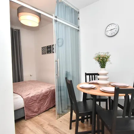 Apartment Totu Marina Modern