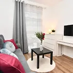Totu Marina Modern Апартаменты Гданьск