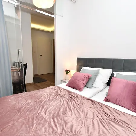 Lägenhet Totu Marina Modern *