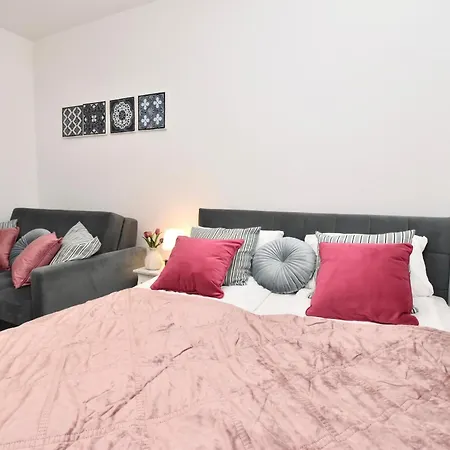 Totu Marina Modern Lägenhet *